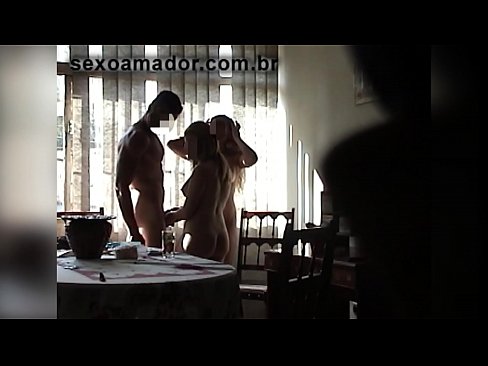 ❤️ Teman seks mengundang pria raksasa dan threesome bersamanya ❤️❌ Video sialan  di porno id.sexarxiv.ru
