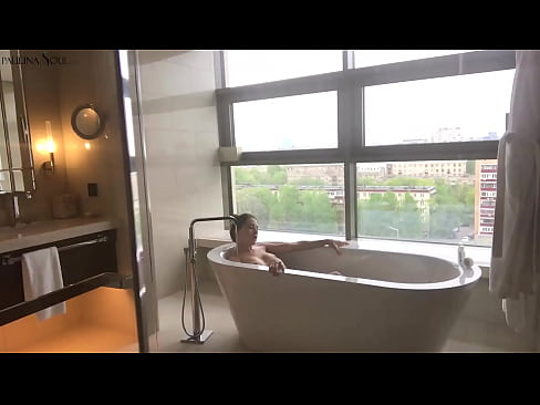 ❤️ Sayang yang luar biasa dengan penuh semangat menyentak vaginanya di kamar mandi ❤️❌ Video sialan  di porno id.sexarxiv.ru