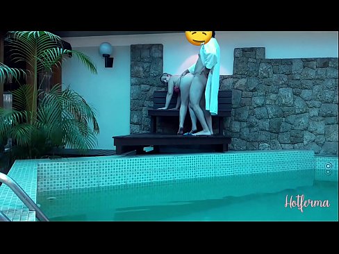 ❤️ Bos mengundang pelayan ke kolam renang, tetapi tidak bisa menahan panas ❤️❌ Video sialan  di porno id.sexarxiv.ru